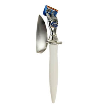 Wall_Stand_with Razor_5_Blade_ivory